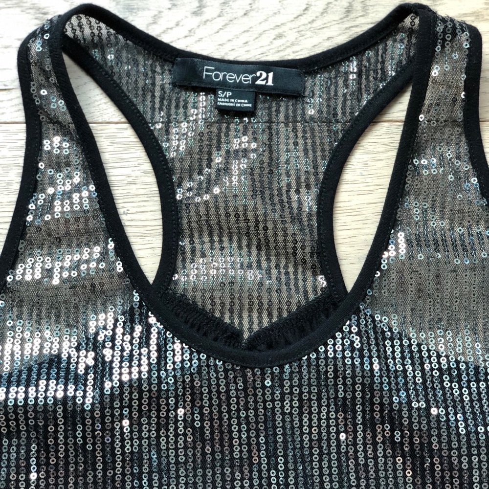Shiny Tank Top - Picture 4 of 4